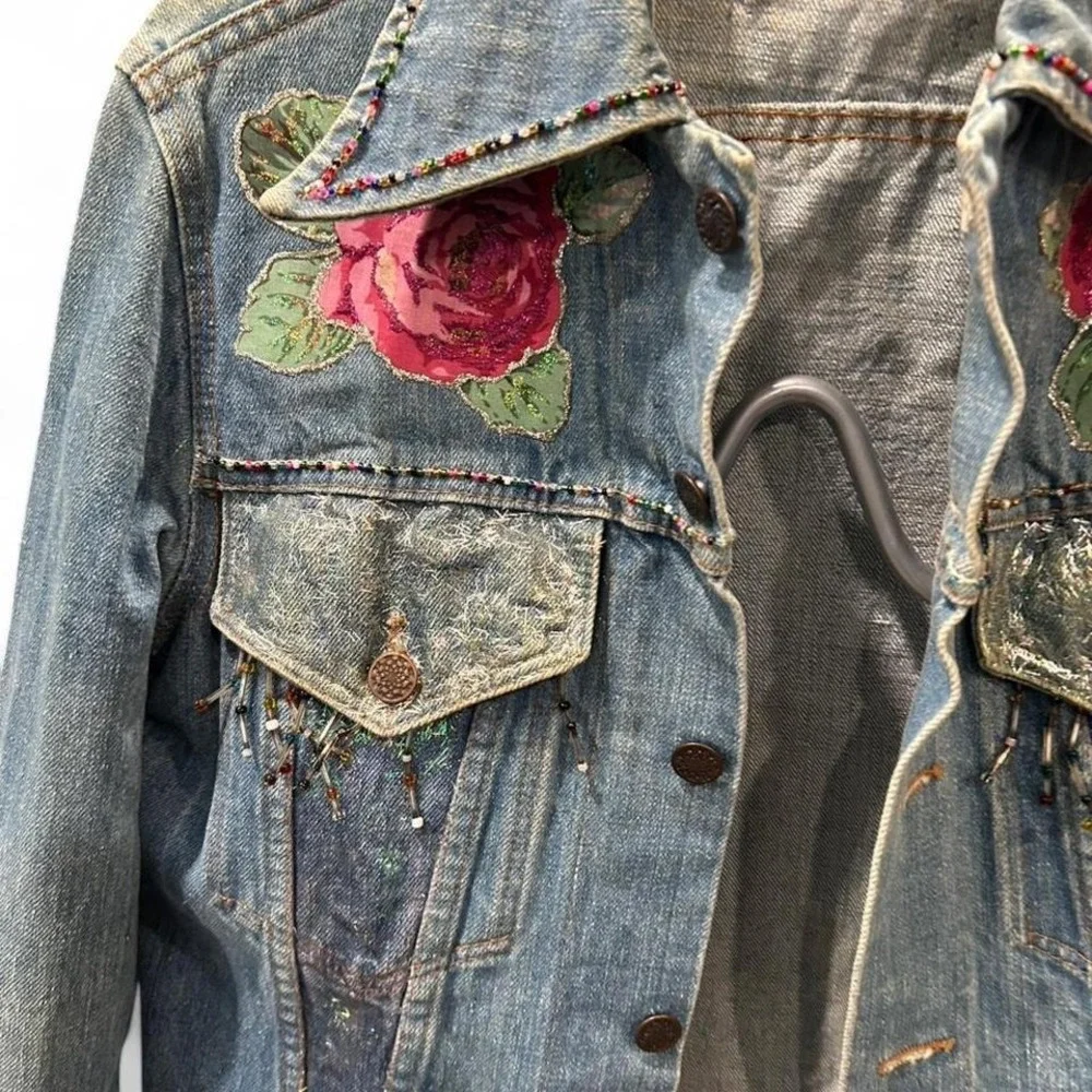 Add 'Vintage Jean jacket size S-34/36 (s1) by Sears awesome retro embellishments